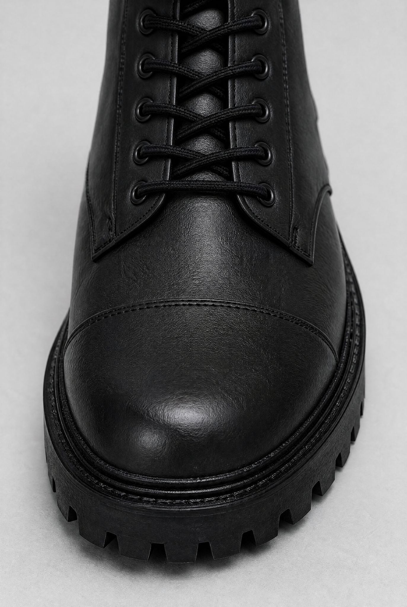 Men's Chunky Sole British Leather with Robust Sole Boots | Relvorn