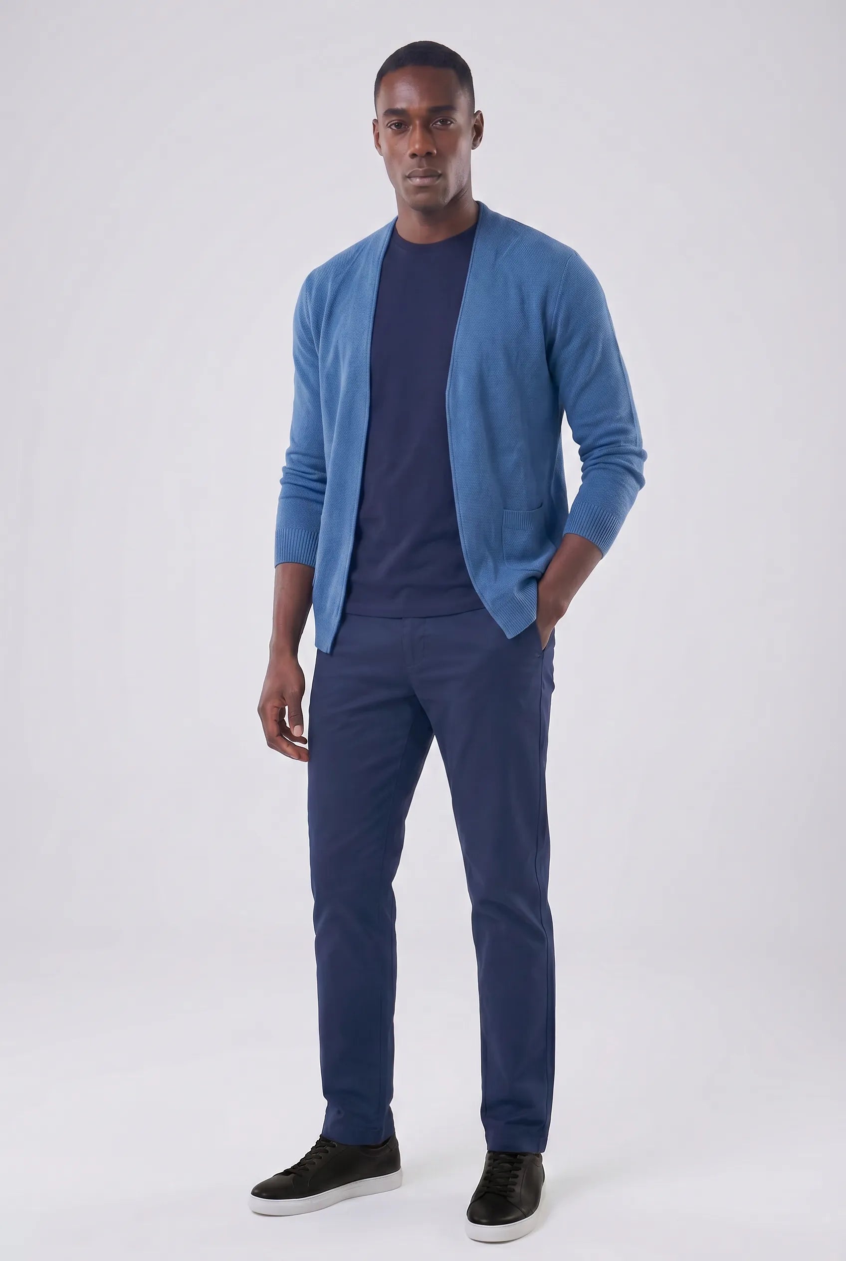 Cardigan Basique en Maille Coupe Droite Homme | Relvorn