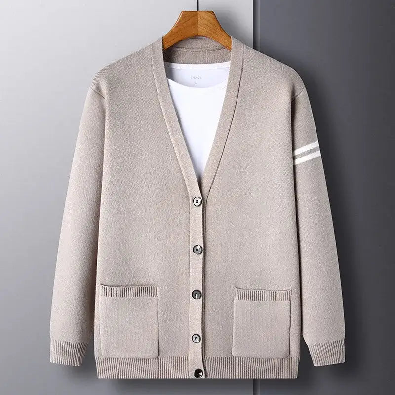 Men's Wool V-Neck Cardigan | Relvorn