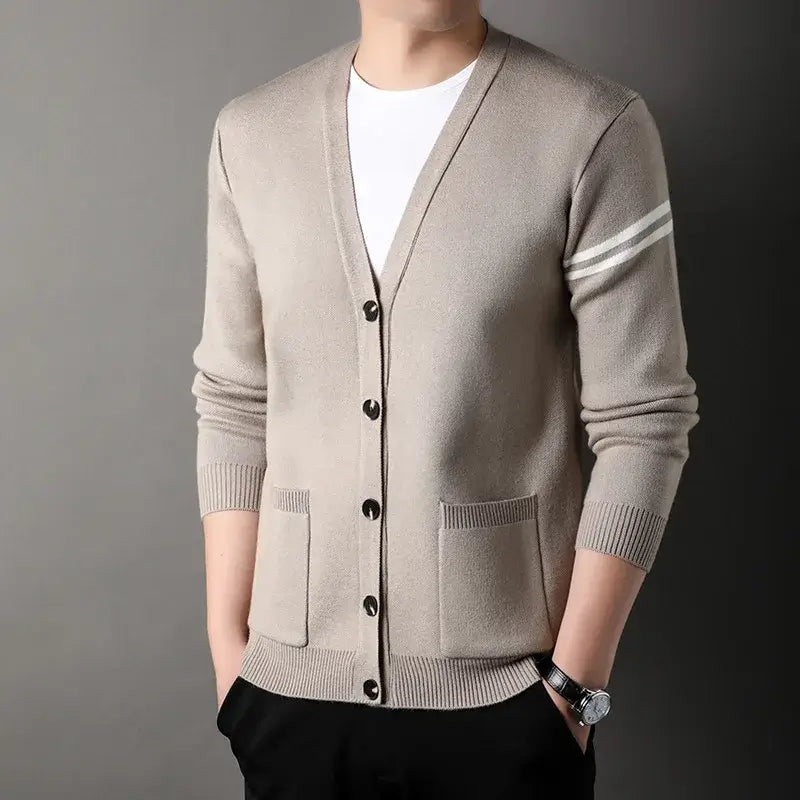 Men's Wool V-Neck Cardigan | Relvorn