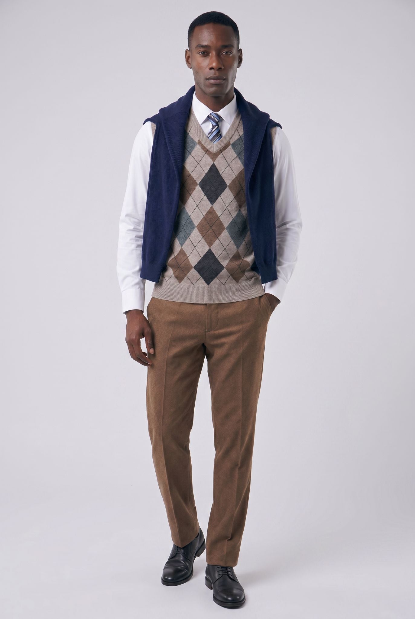 Men's Diamond Pattern Knitted Waistcoat | Relvorn