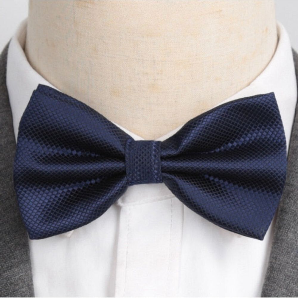 Men's Classic Bow Tie | Relvorn