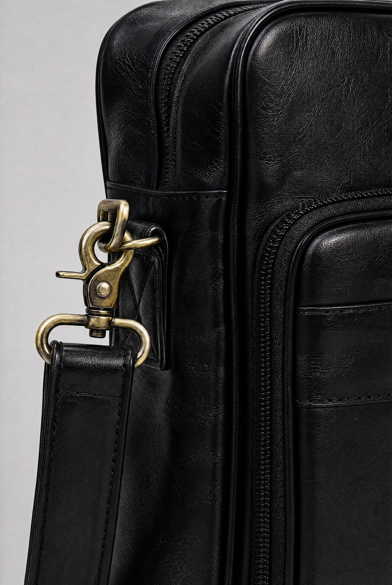 Executive Line Briefcase | Relvorn