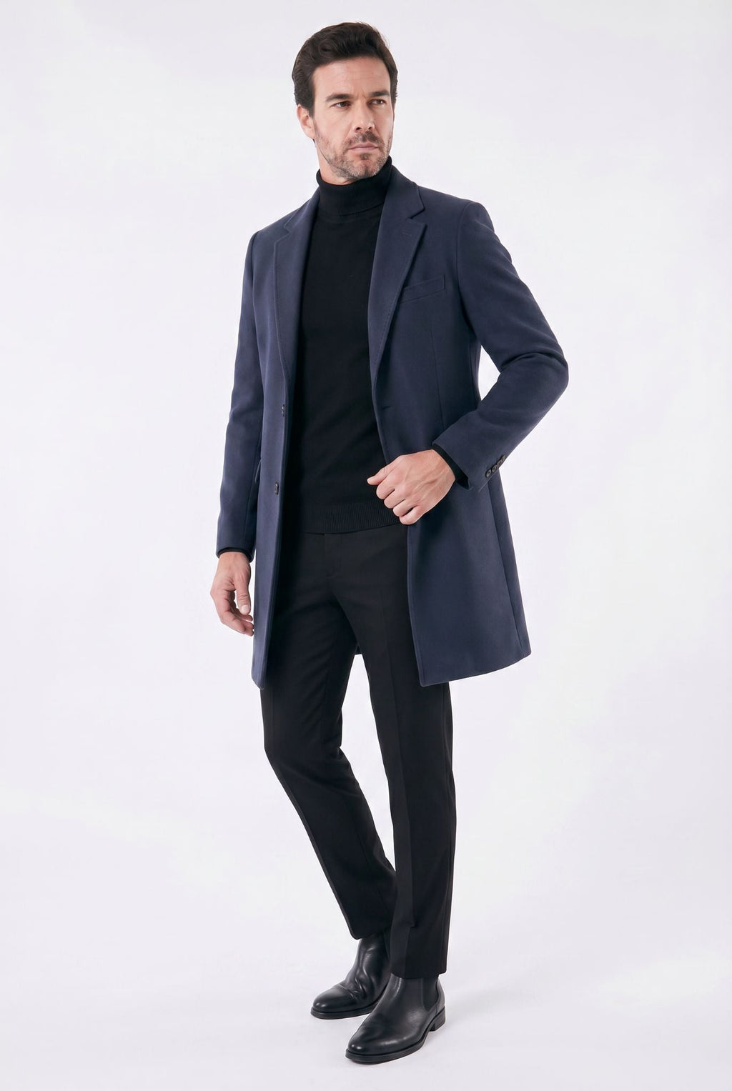 Men's Structured and Notched Lapel Overcoat | Relvorn