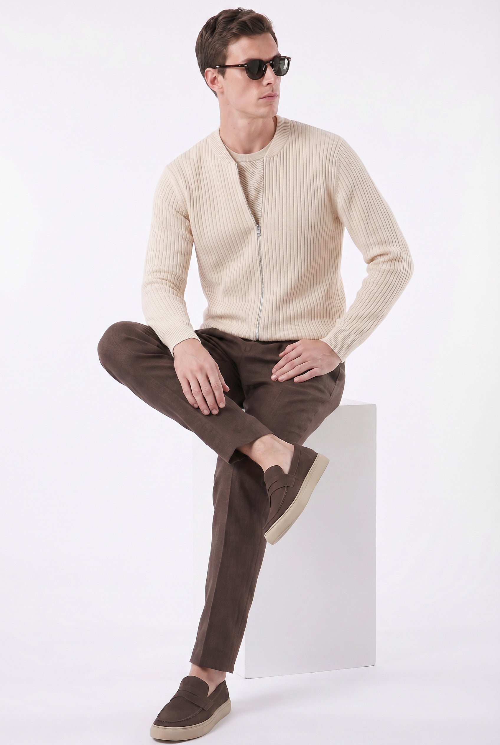 Men's Casual with Zip Fastening Quarter-Zip Sweater | Relvorn