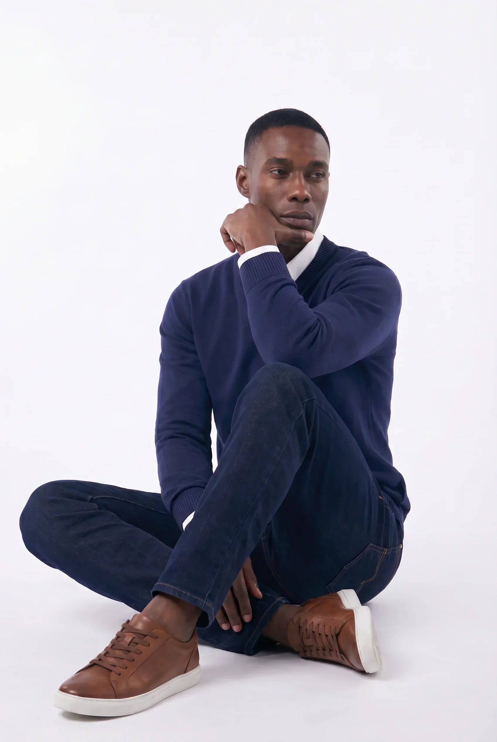 Men's Casual V-neck Knit Sweater | Relvorn