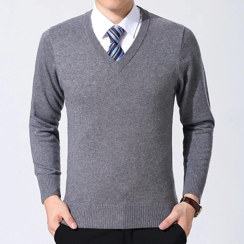 Men's Semi-slim Fit V-neck Sweater | Relvorn