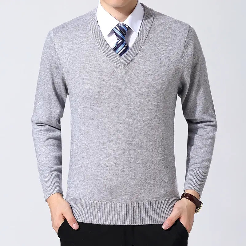 Men's Semi-slim Fit V-neck Sweater | Relvorn