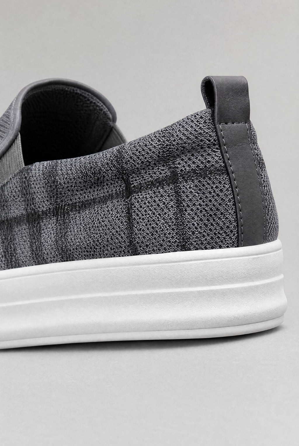 Men's Avelar Slip-On Trainers | Relvorn